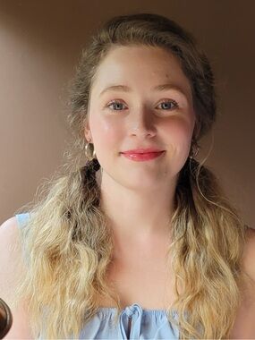 Meet your Posher, Dakota